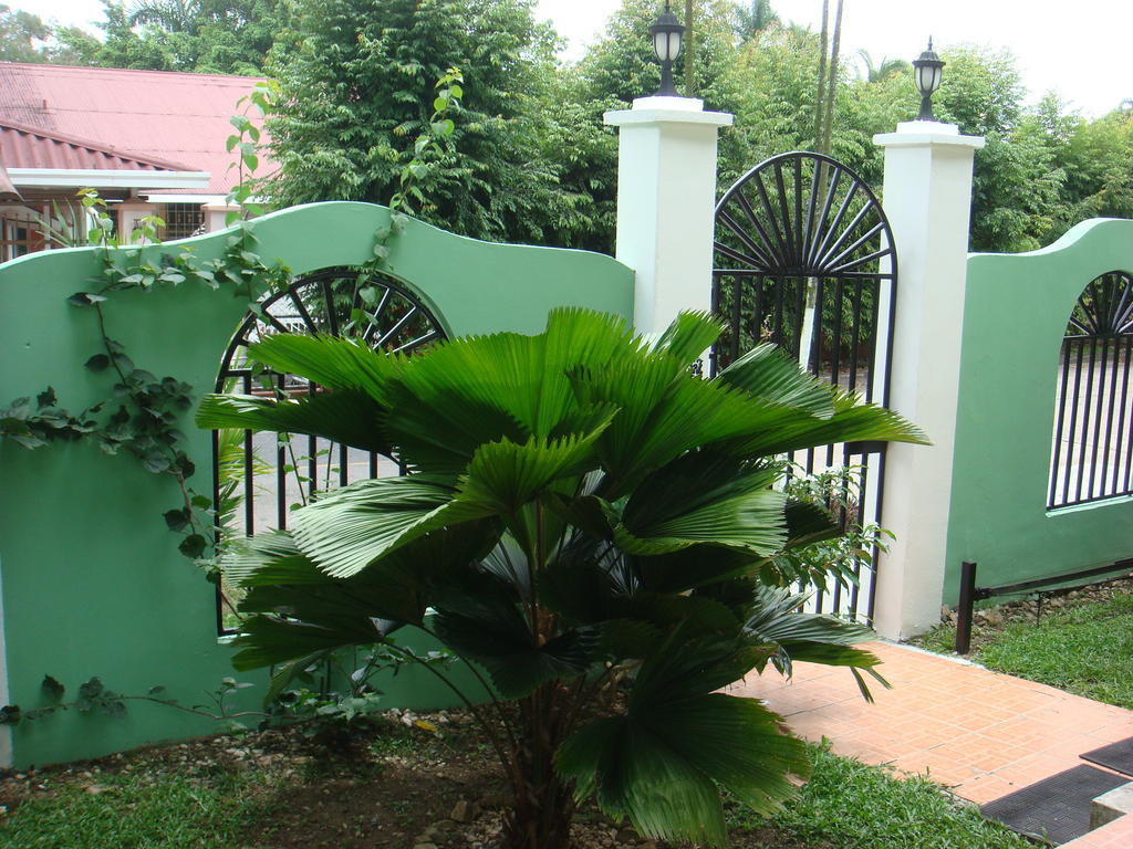 Dos Palmitos Bed And Breakfast Panama City Ngoại thất bức ảnh