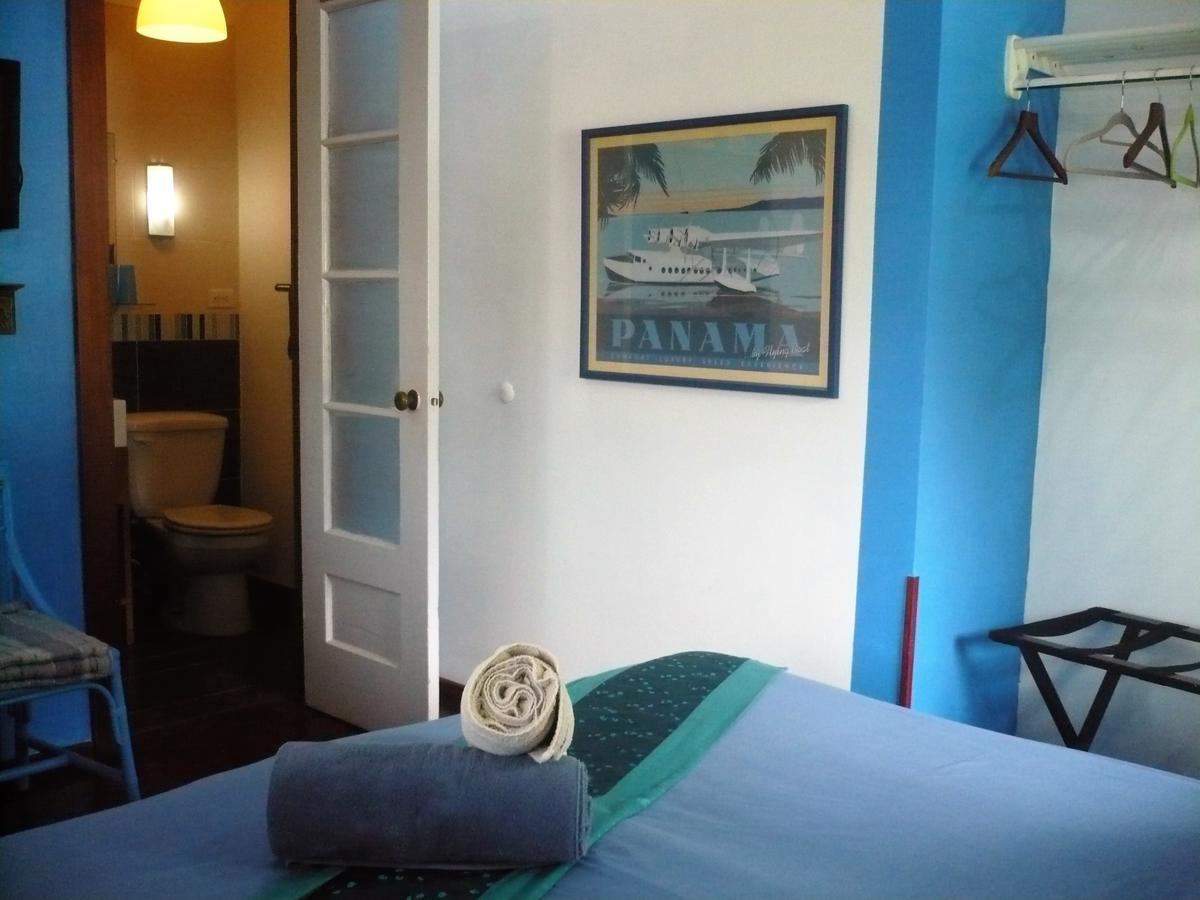 Dos Palmitos Bed And Breakfast Panama City Ngoại thất bức ảnh